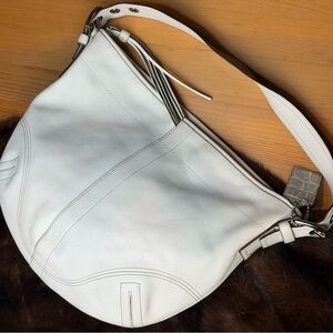 Vintage Y2K white Coach leather Soho Large Hobo Shoulder Bag
